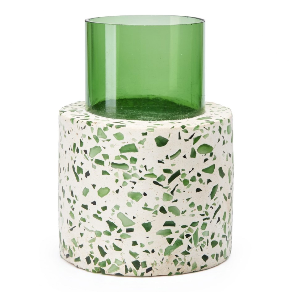 Đá Mài Terrazzo Từ Chai Thủy Tinh – Sáng Tạo Mới Cho Không Gian Xanh